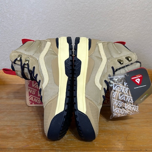 Vans ultraRange Exo hi Mte Taos Taupe ultra Cush women’s size 8.5 - Picture 8 of 14